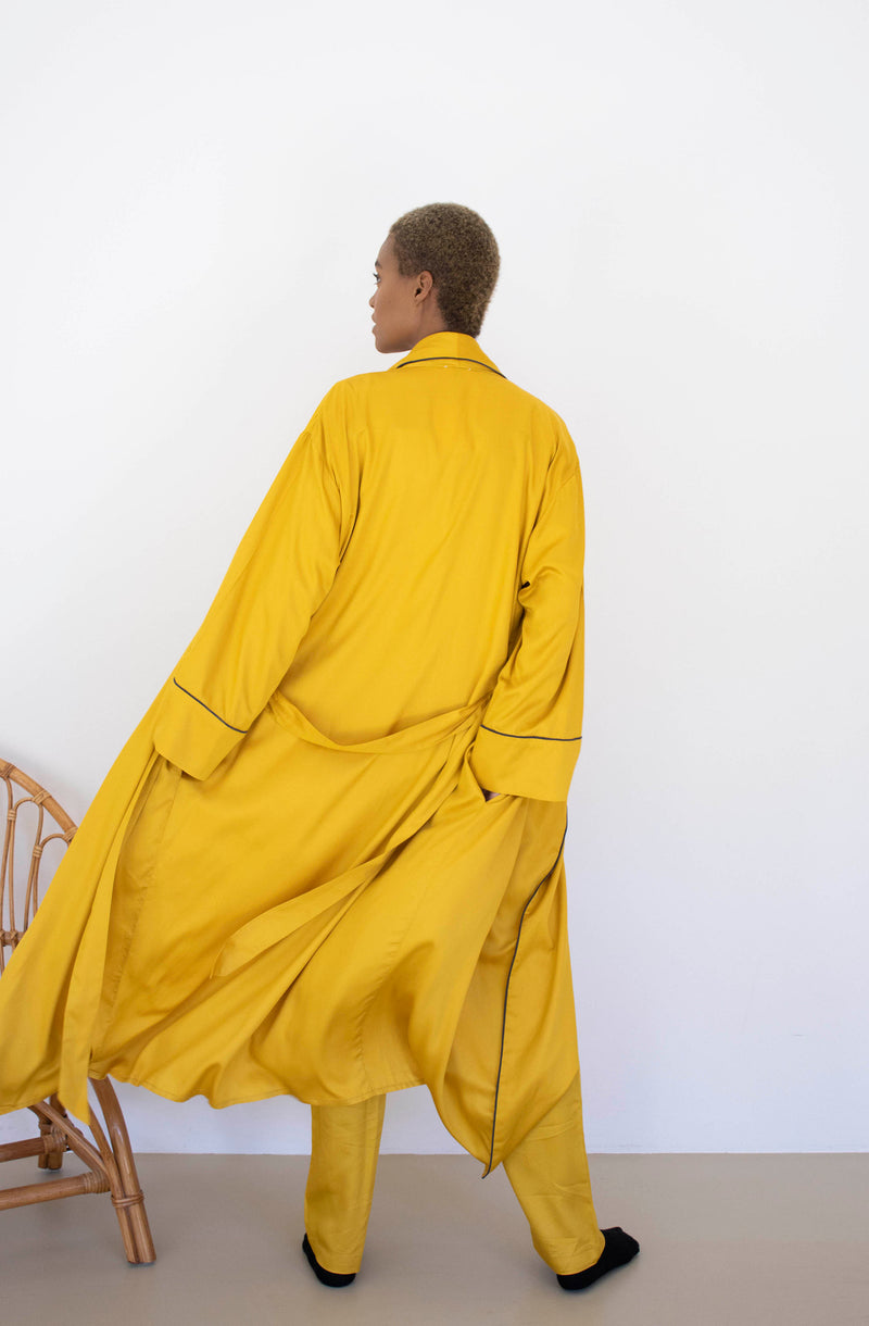 Adesọji Bamboo Silk Robe